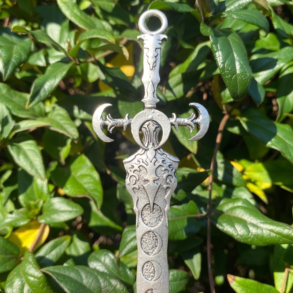 Bohemian Sword Hair accessory Moon Phase Engraved Detailing Silver Tone New
